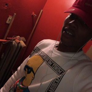 Meet your Posher, Devontae